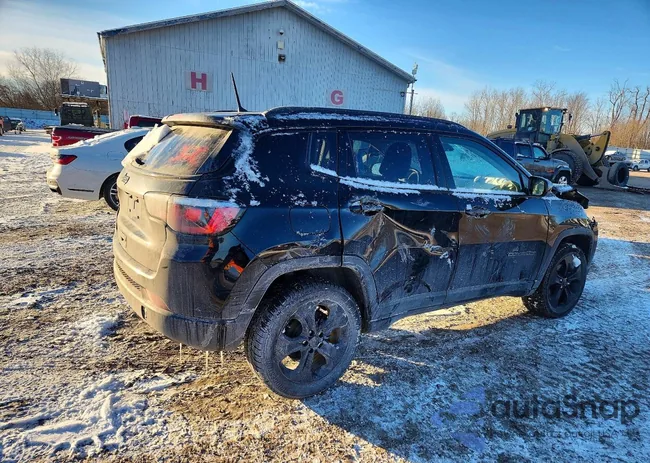 3C4NJDBB3JT399192: 73090855