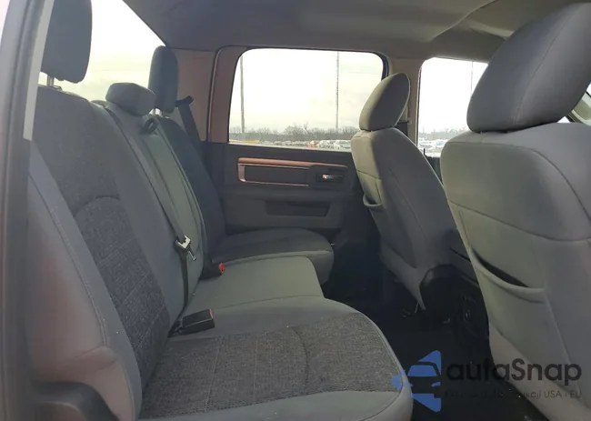 1C6RR7LT3JS335021: 98580375