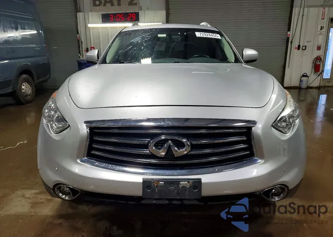 JN8CS1MW7DM174386: 72928455