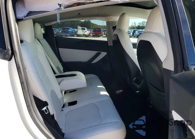 5YJYGDEE2LF018970: 73377445