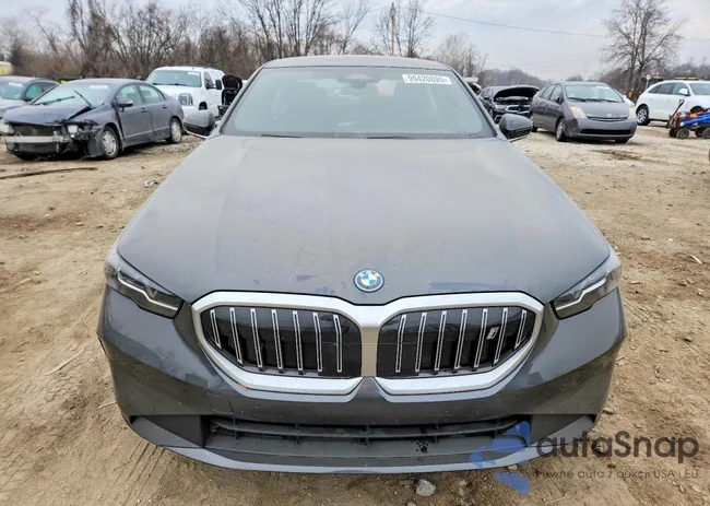 WBY33FK08RCR86358: 99420895