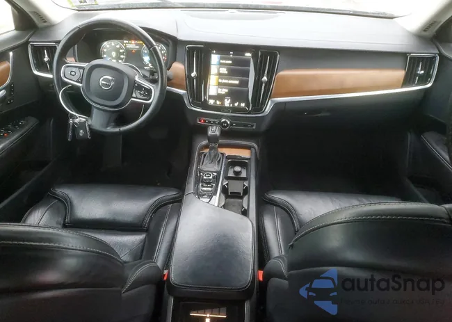 YV1A22ML9H1017605: 73953545