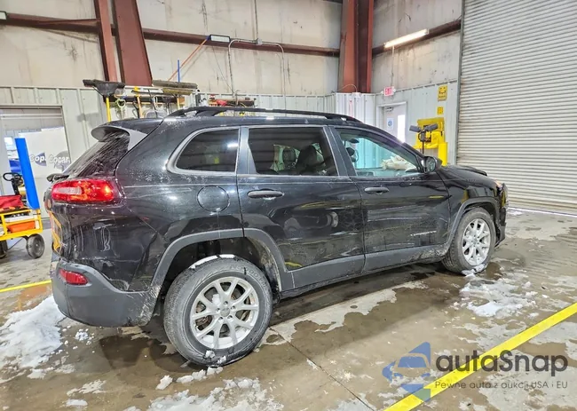 1C4PJMAB5GW327567: 74570285