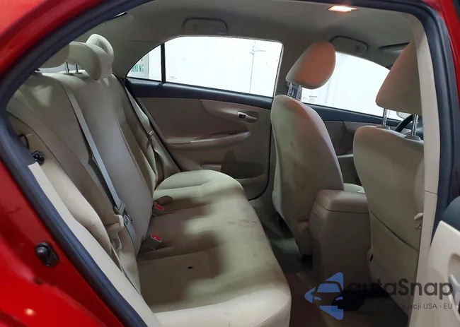 2T1BU4EE2DC919048: 72132145