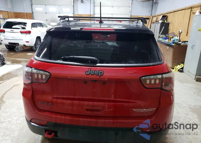 3C4NJDDBXJT451382: 73711775