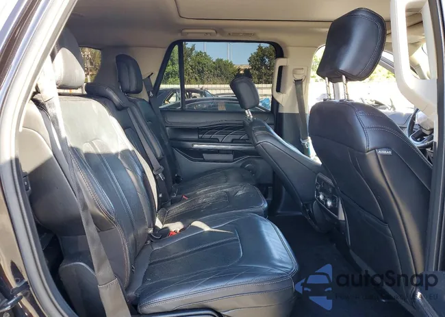 1FMJU1LT3KEA08387: 73988955