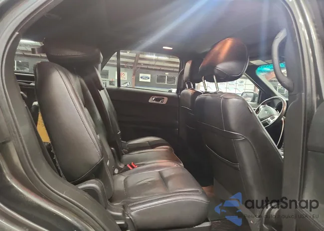 1FM5K8D86FGA11725: 73295065