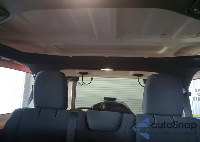 1C4HJXDG5JW247769: 74756165