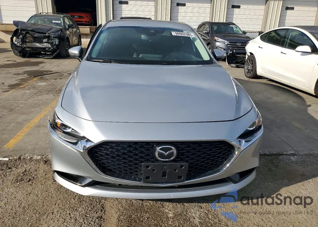 JM1BPBDM1K1114826: 99902985