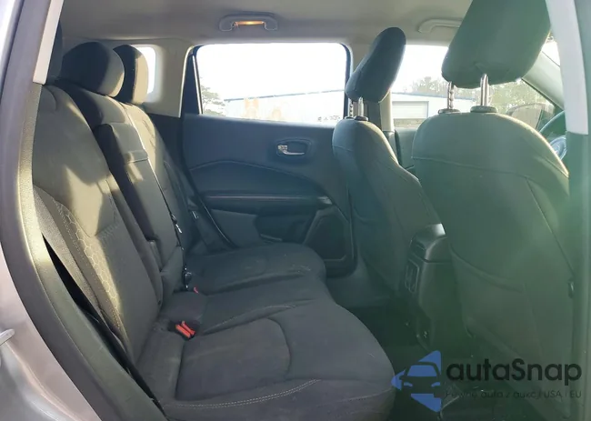 3C4NJCAB6JT254823: 72520355