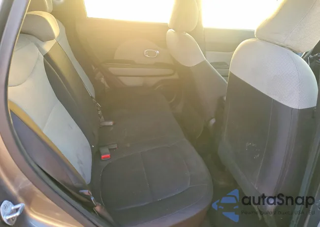 KNDJN2A25G7308686: 97889485