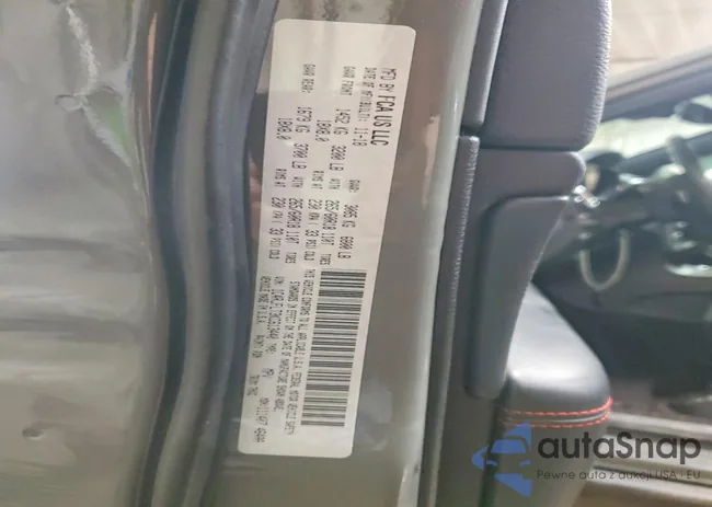 1C4RJFLT3KC613440: 73205535