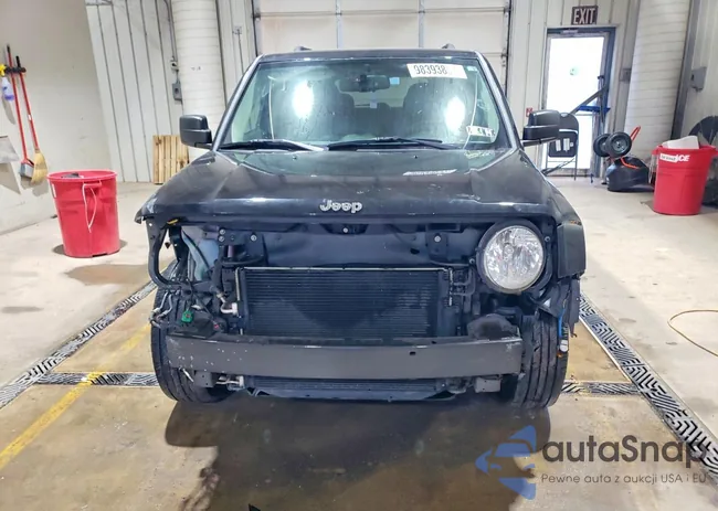 1C4NJRFB7FD271204: 98393855