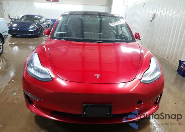 5YJ3E1EA8LF745624: 99999735