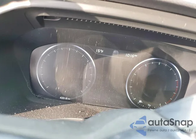 YV4162UM8M2441071: 74946345