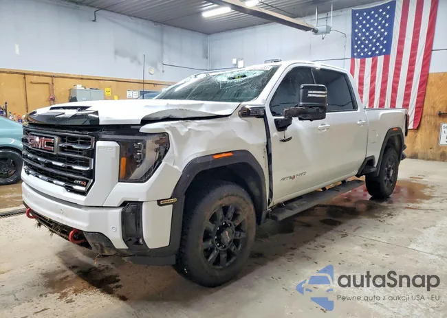 1GT4UPE78TF150136: 97802485