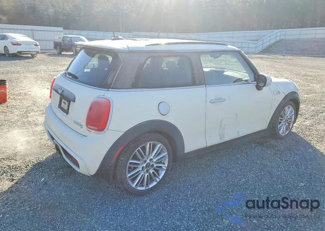 WMWXP7C53F2A41827: 73866875