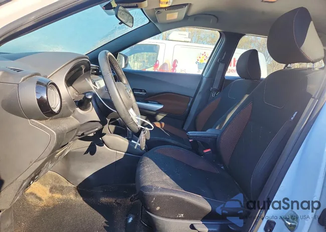 3N1CP5DV8LL545028: 74092985