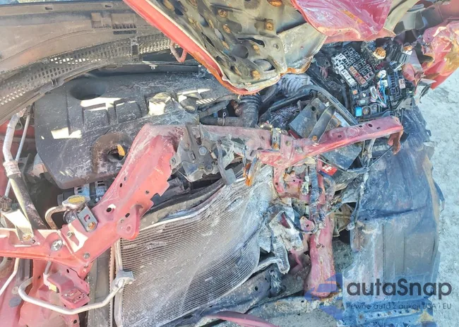 2T1BURHE8EC163784: 99289635