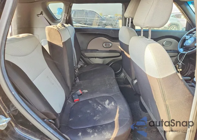 KNDJN2A21G7367704: 97860445