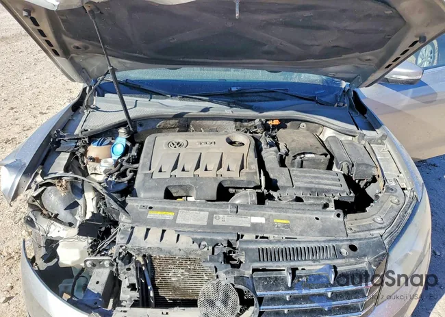 1VWBN7A30EC099739: 72699695