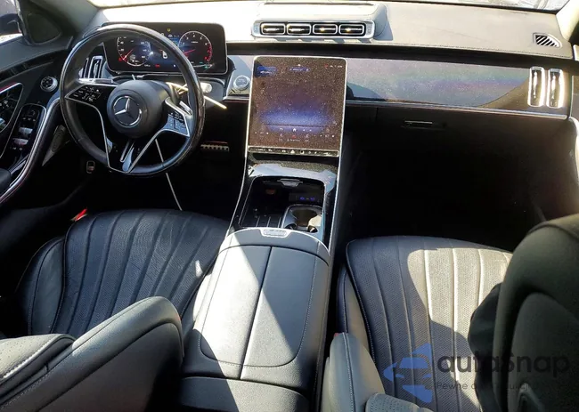 W1K6G6DB2PA221985: 73708845