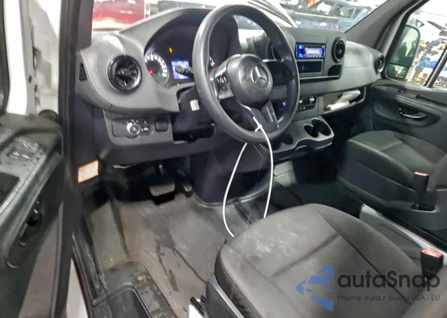 WD3PF0CD4KP024169: 99502355