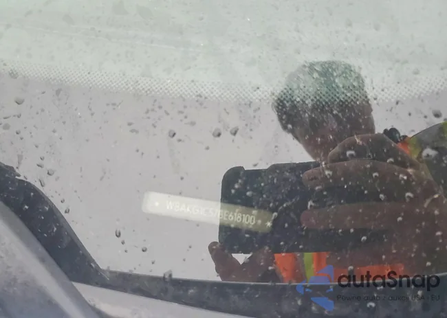 WBAKG1C57BE618100: 72990705