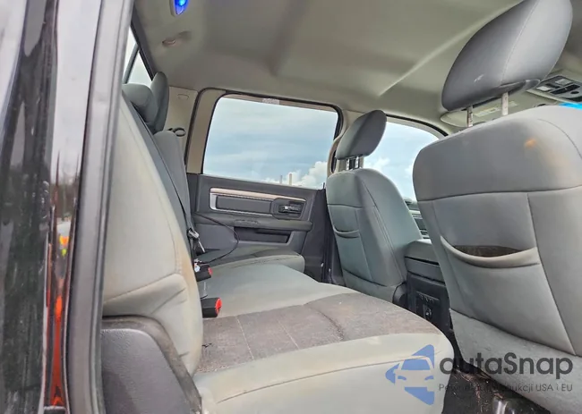 3C6UR5DL8EG145533: 72339715