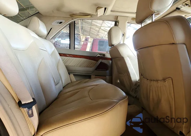 WDBGA32G4XA403795: 75016355