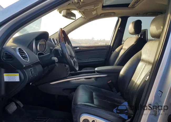 4JGBF86E59A441571: 99396015