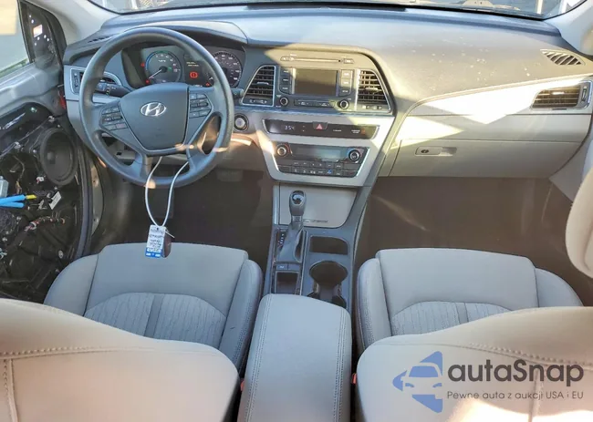 KMHE24L17GA018572: 73844645