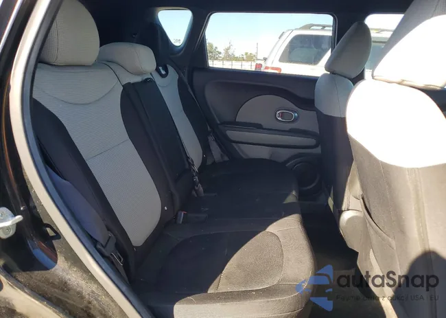 KNDJN2A24E7710227: 75695025