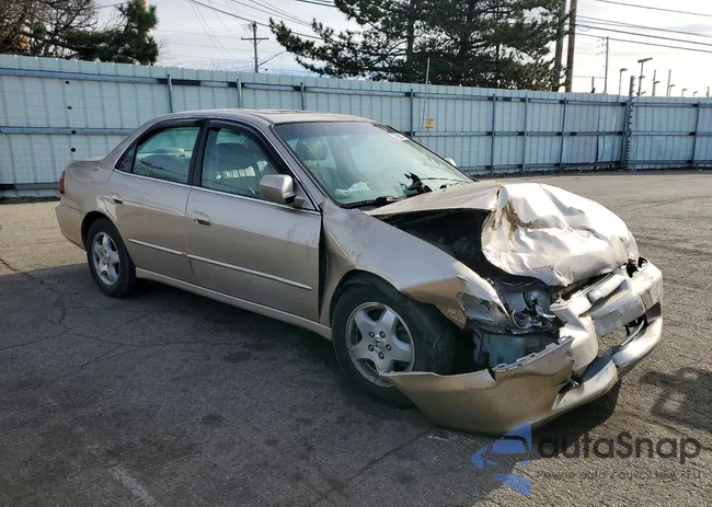 1HGCG1654YA002763: 72662145