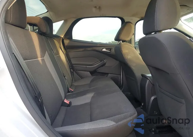 1FADP3F21EL179152: 99346905