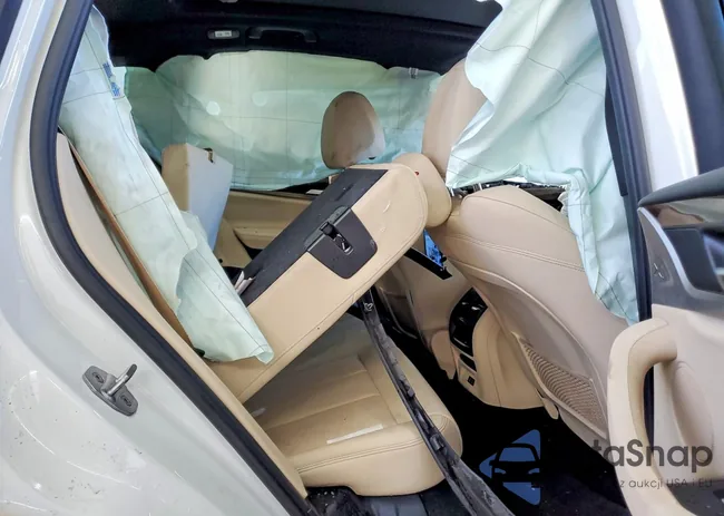 5UXTY3C09L9B46417: 97515365