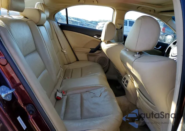 JH4CU2F64BC008448: 74689065