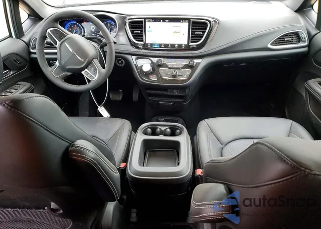 2C4RC3BG9TR167137: 73195705