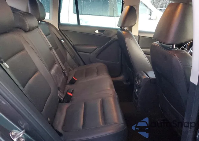 WVGBV3AX0EW511151: 98625385