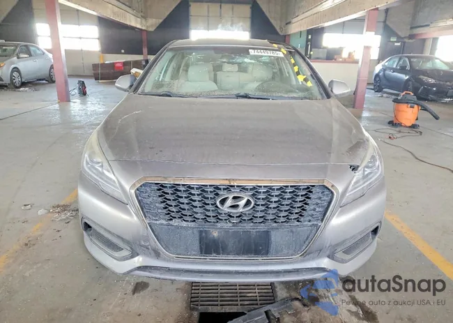 KMHE24L1XGA021675: 74449785