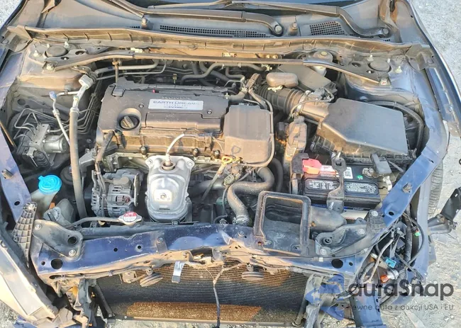 1HGCR2F56FA143704: 72847665