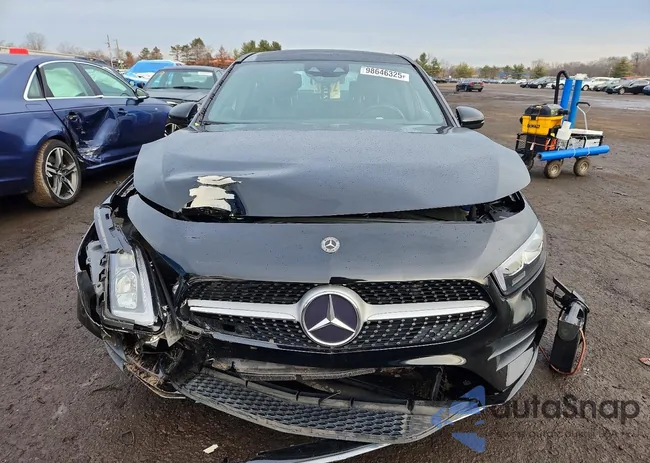 WDD3G4FB1KW008106: 98646325