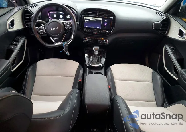 KNDJ53AU8P7196943: 98022215