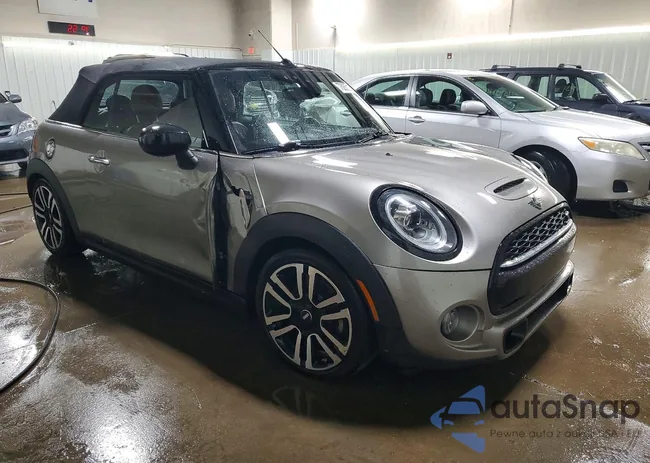 WMWWJ5C02L3L69443: 73030185