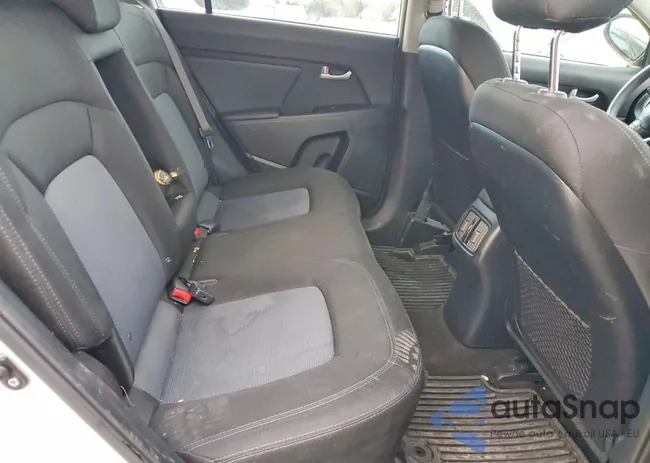 KNDPB3AC9G7811896: 74342055