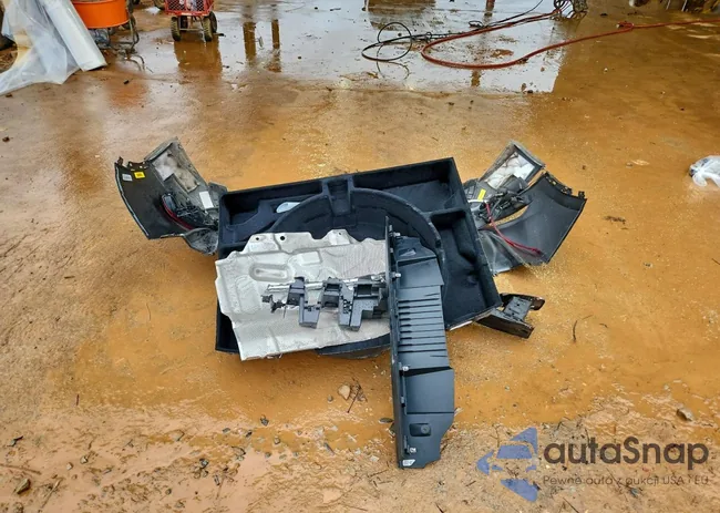 5LMCJ1C97LUL23719: 72423825