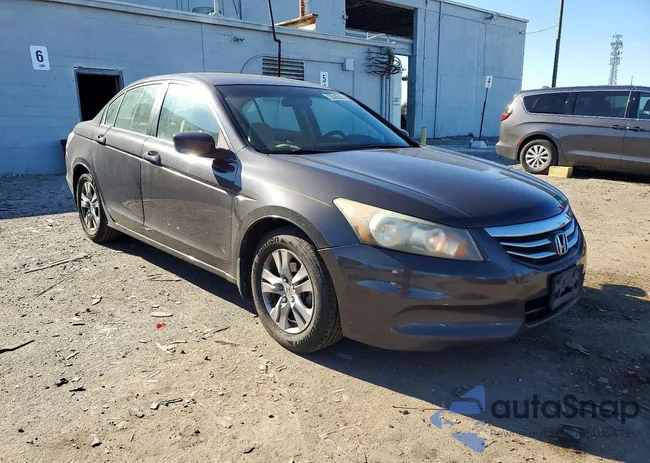 1HGCP2F49BA087975: 73510585