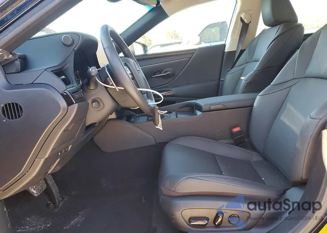 58ADZ1B18SU203981: 73060685