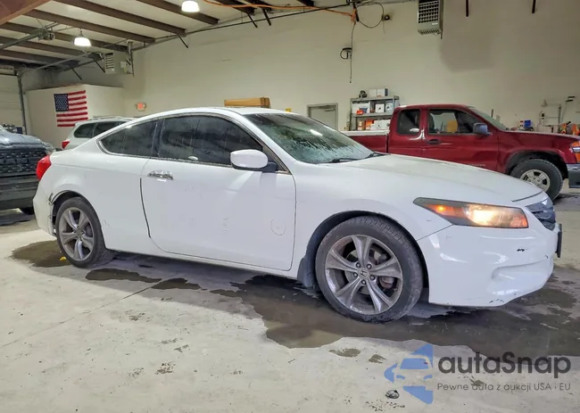 1HGCS2B89BA008571: 72469205