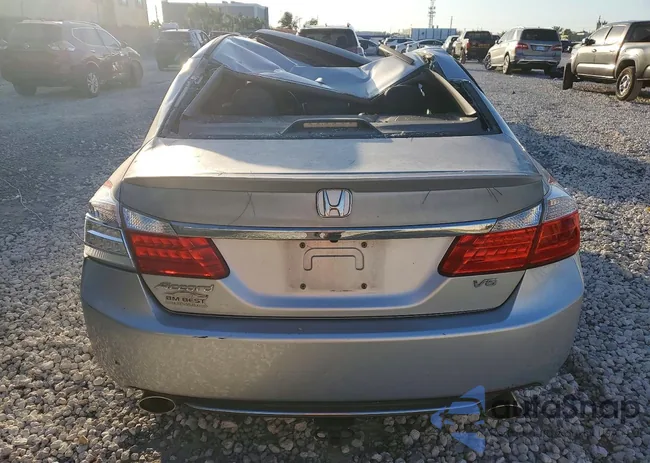 1HGCR3F85DA000689: 74547555